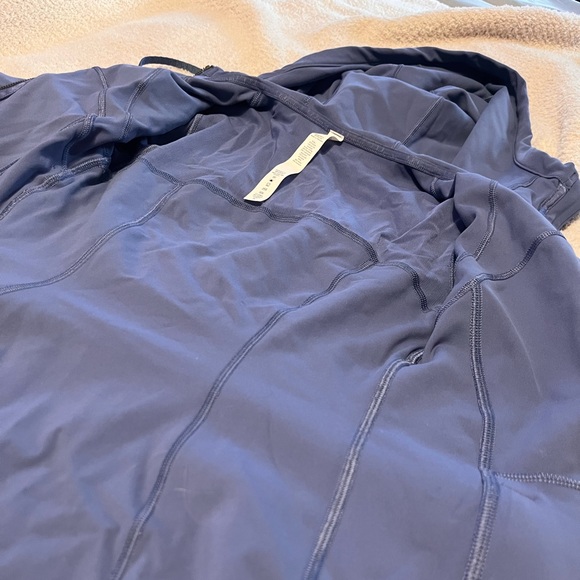 Lululemon zip up jacket - Picture 4 of 7